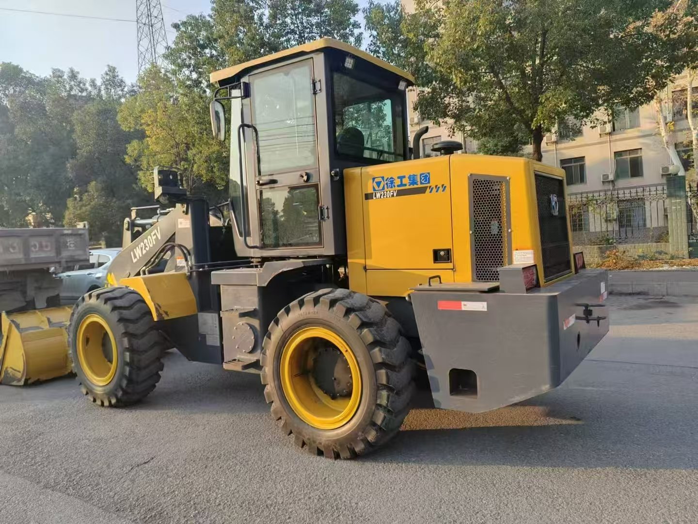 XCMG 230FV Loader