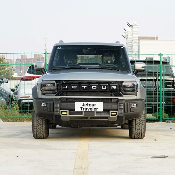 Jetour Traveler 2023 2.0T four-wheel drive crossover PRO+ - Image 2