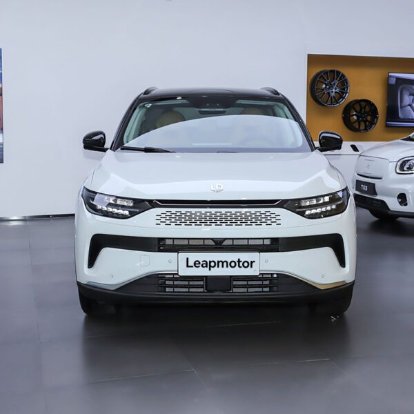 Leapmotor C11 2024 Extended Range 300 Premium edition - Image 2