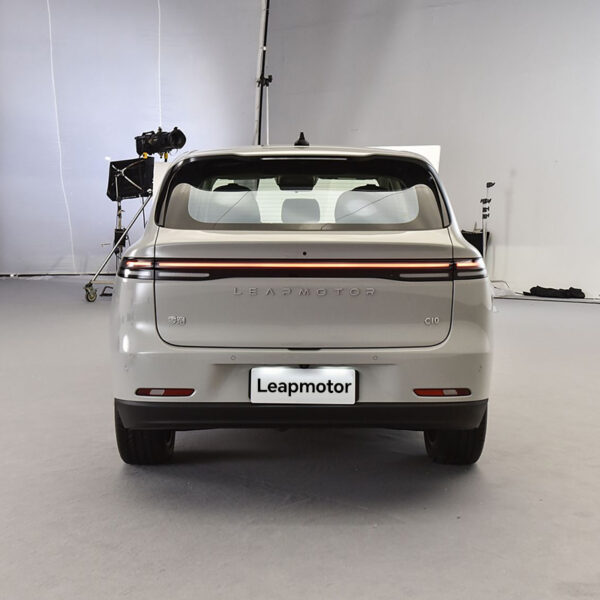 Leapmotor C10 2024 210 Intelligent Drving Edition - Image 4
