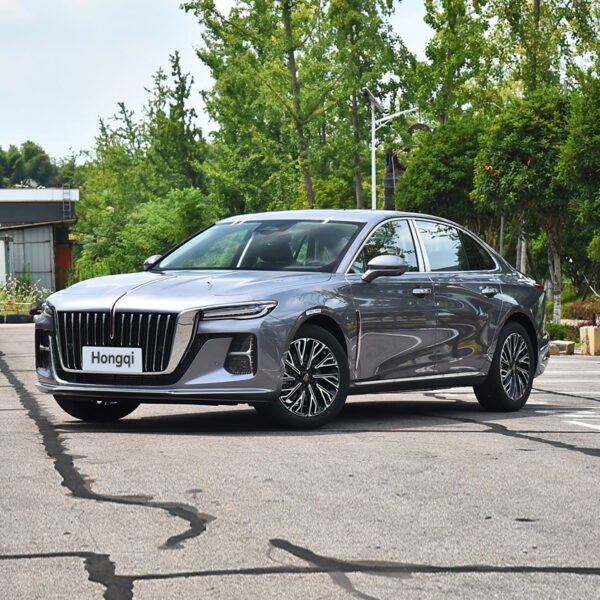 Hongqi H5 2024 2.0T automatic Zhilian Qichang version - Image 3