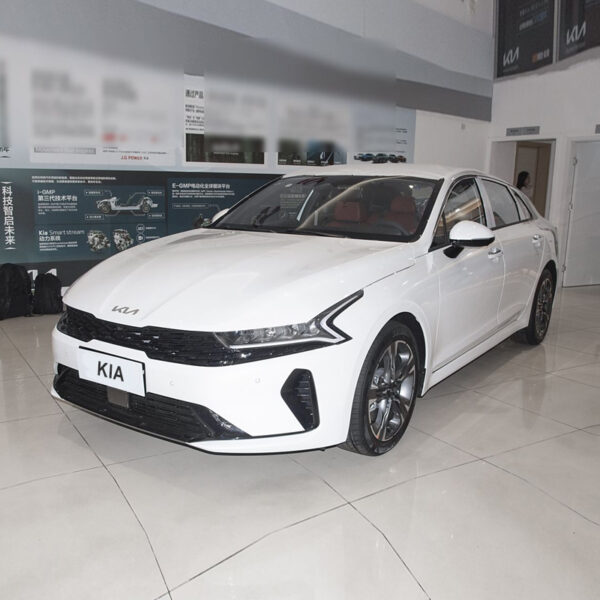 Kia K5 2025 model 2.0T Premium Edition - Image 3