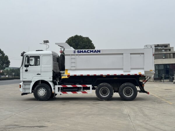NEW GSQZ330 TYPE TRUCK CRANE - Image 6
