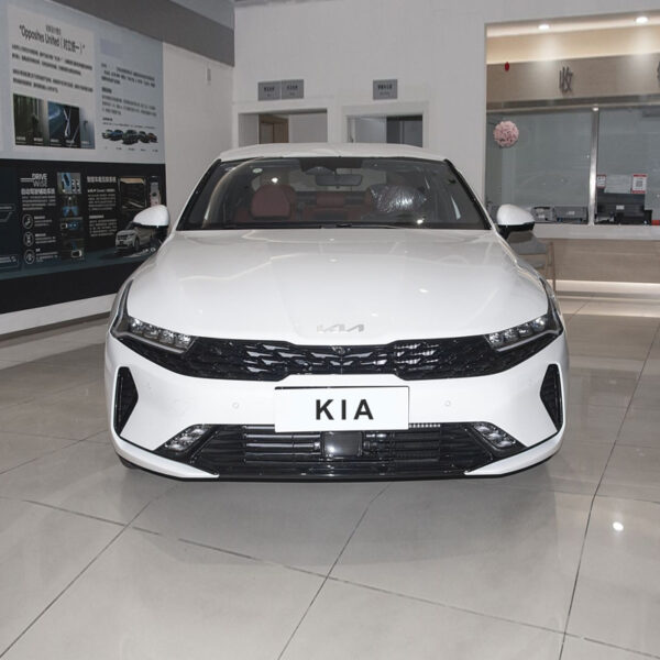 Kia K5 2025 model 2.0T Premium Edition - Image 4