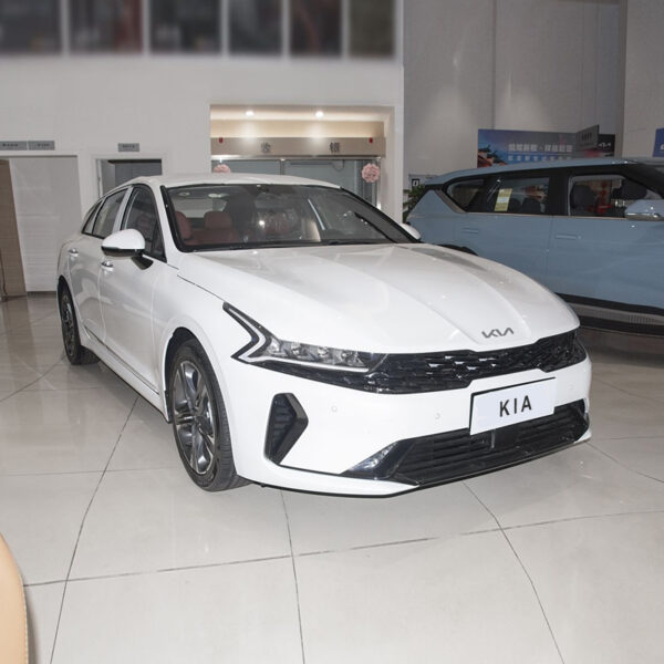 Kia K5 2025 model 2.0T Premium Edition - Image 5