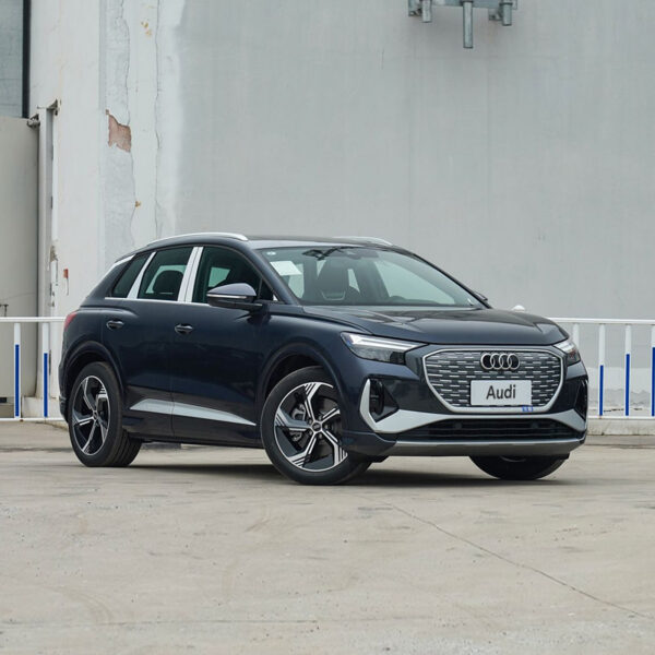 Audi Pure electric Q4 2024 40 e-tron creation version - Image 5