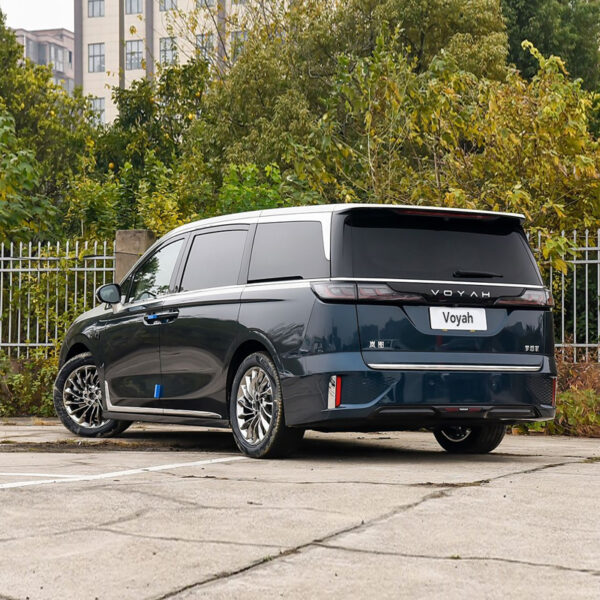 Voyah Dreamer 2025 EV 4WD flagship qiankun edition - Image 7