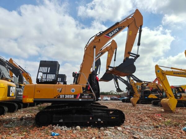 Reconditioned machine Sany 305H excavator - Image 2