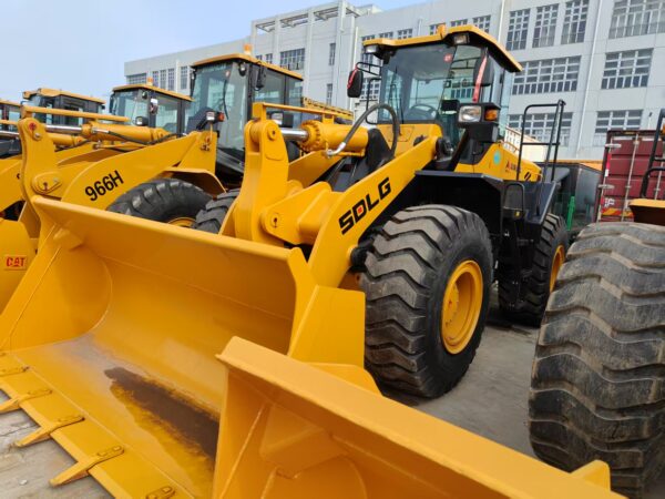 Refurbishment machine SDLG LG956L Excavator loader - Image 4