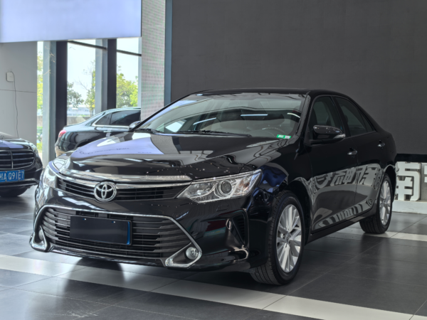 Used Toyota Camry 2.5G Luxury Navigation Edition 2015