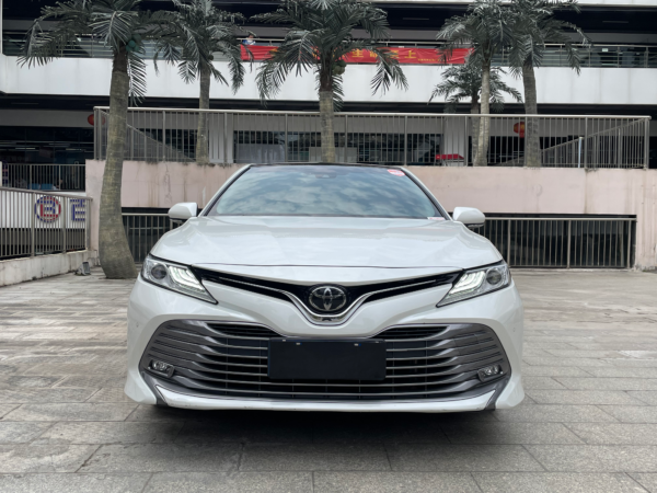 Used Toyota Camry 2019 Camry facelift 2.5G Luxury Edition - Image 2