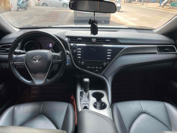 Used Toyota Camry 2018 Hybrid 2.5HG Luxury Edition - Image 7