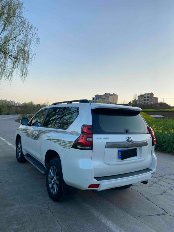 Used Toyota Prado 2018 Prado 3.5L Automatic TX-LNAVI - Image 3