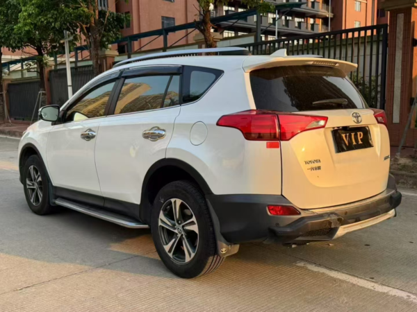 Used Toyota RAV4 2015 RAV4 2.0L CVT FWD Trend Version - Image 5