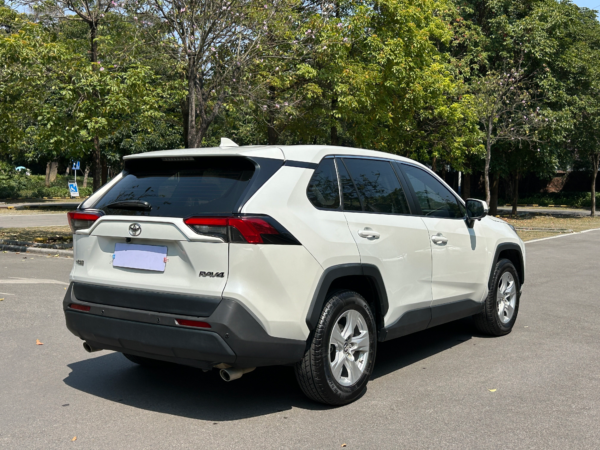 Used Toyota RAV4 2021 RAV4 2.0L CVT Two-Wheel Drive Urban Edition - Image 3