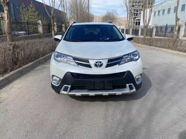 Used Toyota RAV4 2015 RAV4 2.5L Automatic Four-Wheel Drive Prestige - Image 2