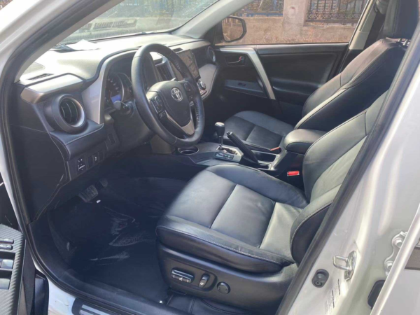 Used Toyota RAV4 2015 RAV4 2.5L Automatic Four-Wheel Drive Prestige - Image 7