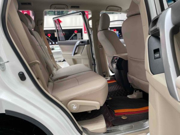 Used Toyota 2018 Prado 2.7L TX-L Kuwait Edition (Middle East) - Image 7
