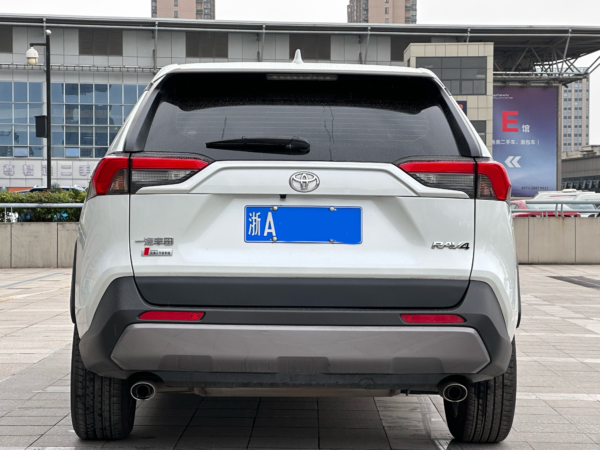 Used Toyota RAV4 2022 RAV4 2.0L CVT FWD Trend Version - Image 4