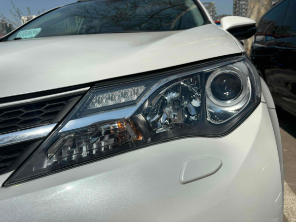 Used Toyota RAV4 2015 RAV4 2.5L Automatic Four-Wheel Drive Elite Edition - Image 3