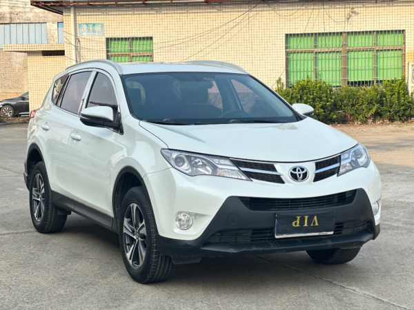 Used Toyota RAV4 2015 2.0L CVT FWD Trend - Image 2