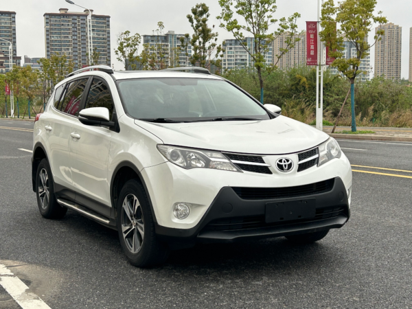 Used Toyota 2015 RAV4 2.0L CVT FWD Windom Edition - Image 2