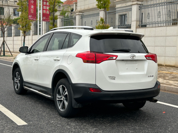 Used Toyota 2015 RAV4 2.0L CVT FWD Windom Edition - Image 6
