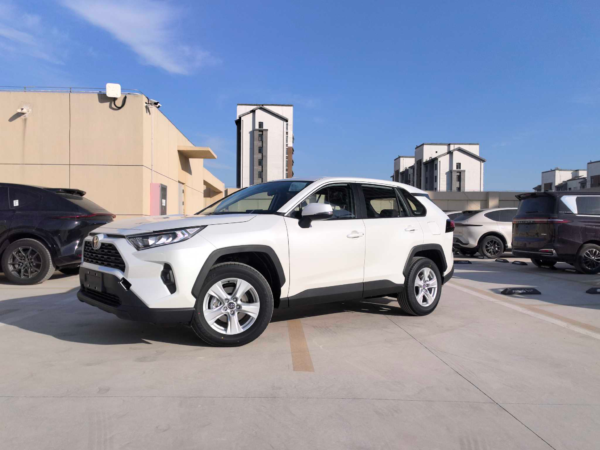 Used Toyota RAV4 2024 Urban Edition 2.0L CVT FWD - Image 2