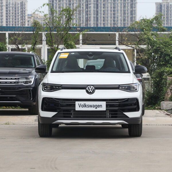 Volkswagen Tharu Allspace 2025 model New Sharp 1.5L Zealous Edition - Image 4
