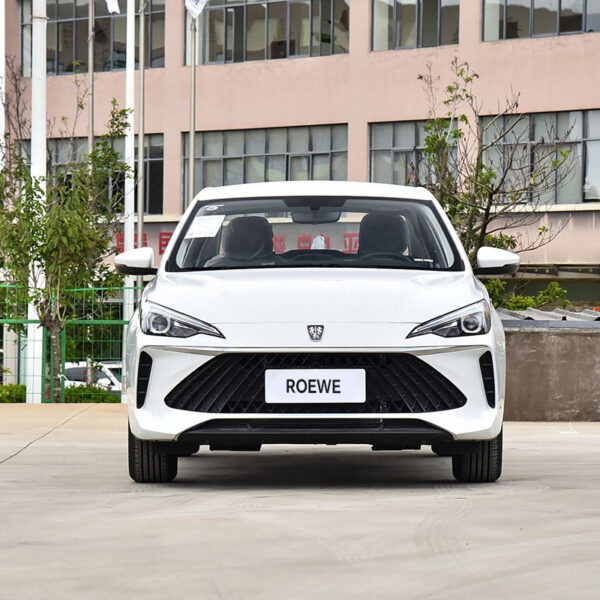 ROEWE i5 2023 1.5L Manual Comfort Edition - Image 4