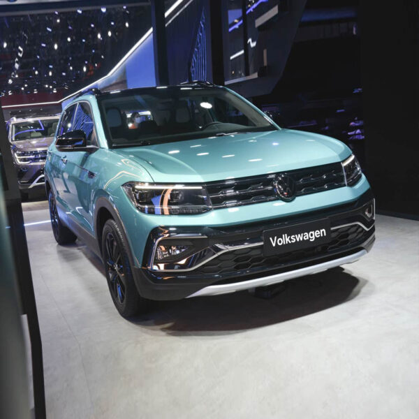 Volkswagen T-Roc T.cross 2023 model 300TSI DSG Luxury Edition - Image 5