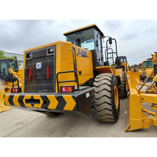 XCMG Wheel Loader ZL50GN  5 tons load 3.0 cu.ft. bucket Engine 162 kW - Image 5