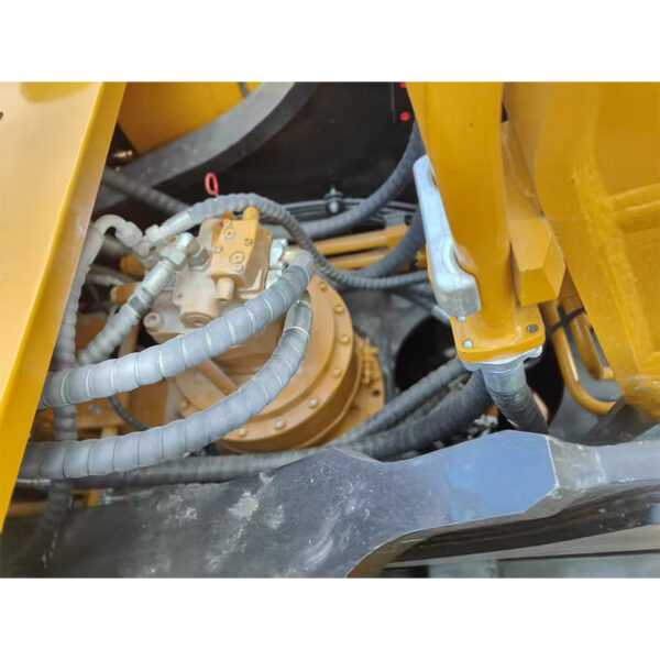 Sany Crawler Type Hydraulic Excavator SY335H 33 tons 1.5 cu.ft. bucket Isuzu 259 HP engine - Image 5