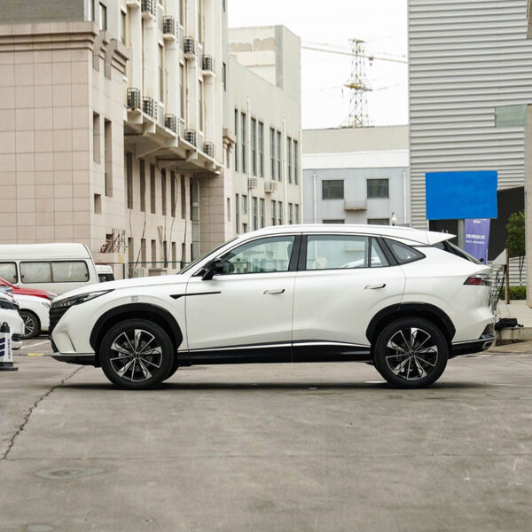 ROEWE RX5  2023 1.5T Luxury Slip-On - Image 6