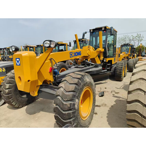 XCMG Motor Grader GR1803 Engine 140kW 13ft shovel 15.4 tons - Image 6