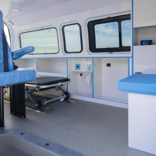 Geely New Energy Transit Ambulance - Image 6
