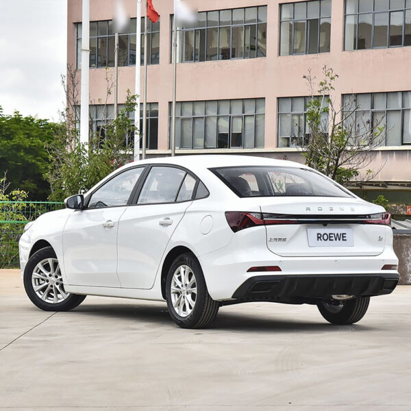 ROEWE i5 2023 1.5L Manual Comfort Edition - Image 7