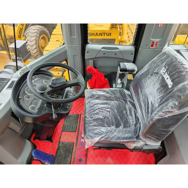 XCMG Wheel Loader ZL50GN  5 tons load 3.0 cu.ft. bucket Engine 162 kW - Image 7