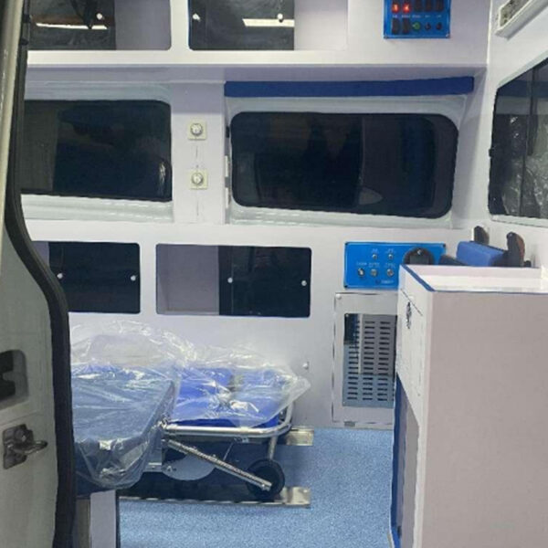Ford Transit T6 diesel custodial ambulance - Image 7