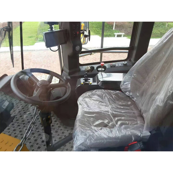 Liugong CLG8128H Rated capacity 12000kg Standard 7.0 square bucket loader - Image 11